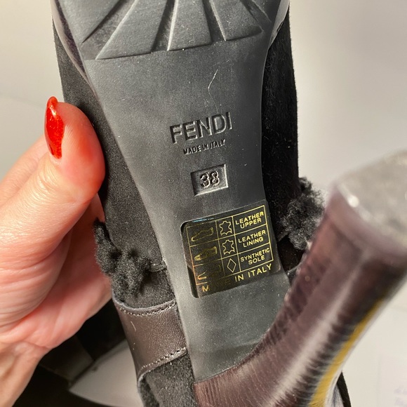 Fendi suede fur trim booties ankle boots heels black 38 - Picture 8 of 9